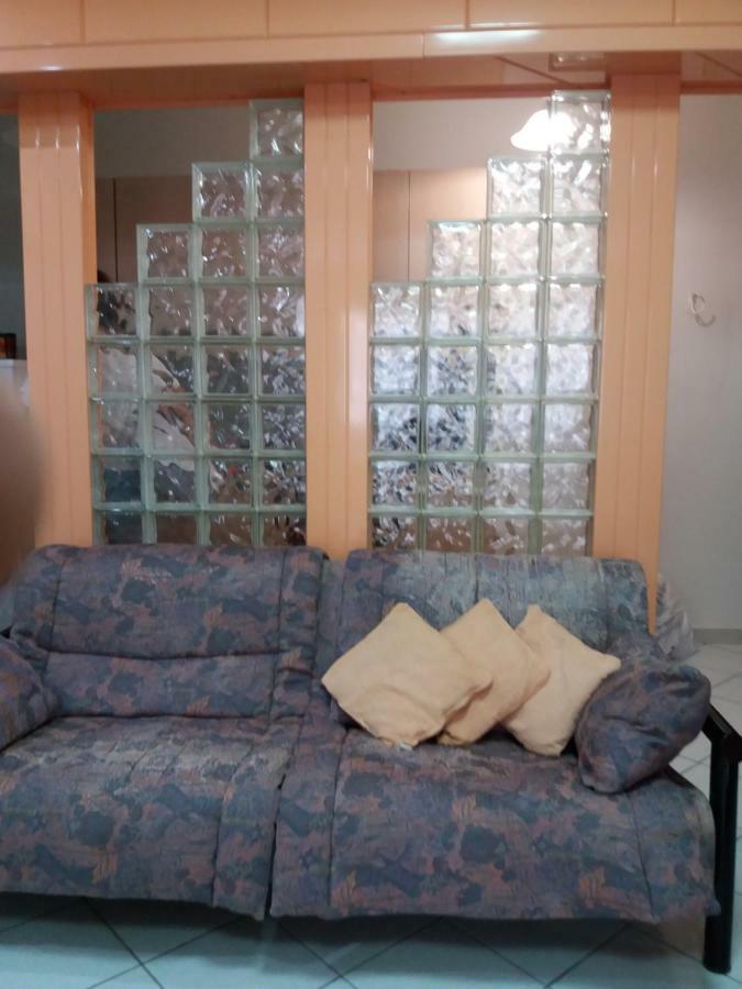 Christine'S Downtown Suites Kavala Dış mekan fotoğraf