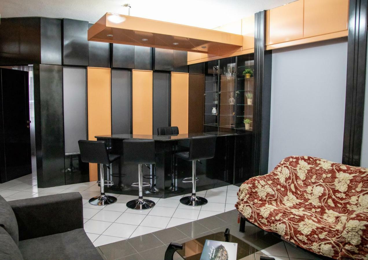 Christine'S Downtown Suites Kavala Dış mekan fotoğraf