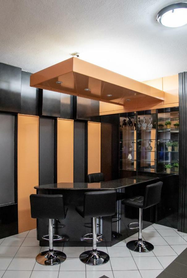 Christine'S Downtown Suites Kavala Dış mekan fotoğraf